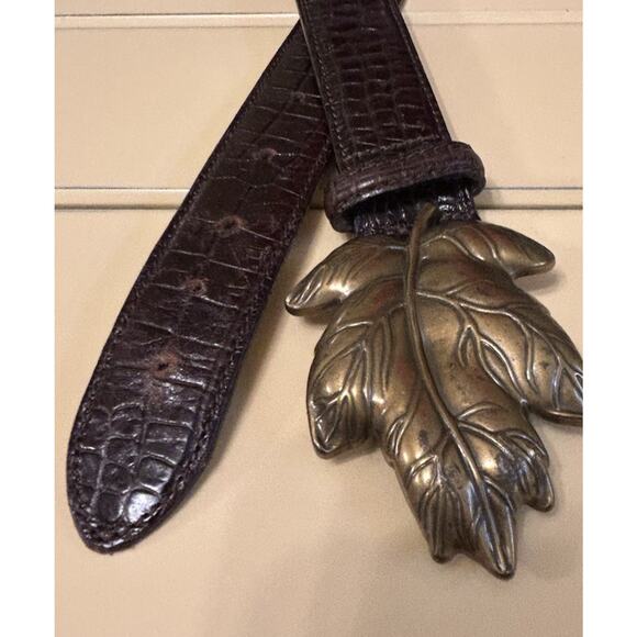 Talbots Sz Medium Belt Brown Italian Croc Embossed Leather Brass Leaf Buckle - Picture 3 of 11